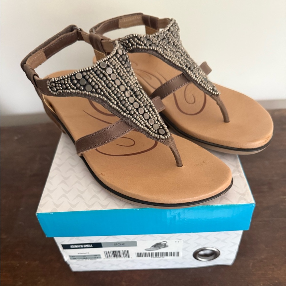 Aetrex Sheila Beaded Leather Sandal Stone Women's Size 39 US 8.5 NEW in box
